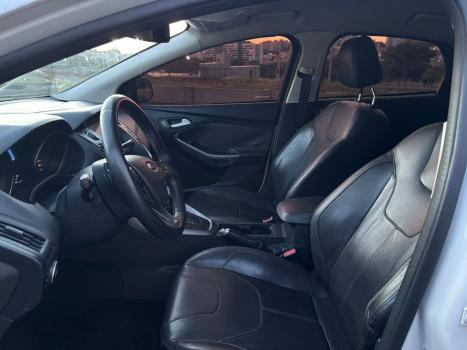 FORD Focus Hatch 2.0 16V 4P FLEX SE AUTOM�TICO, Foto 8