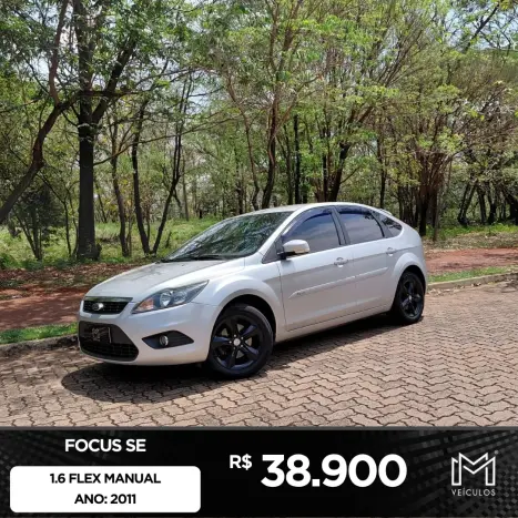 FORD Focus Sedan 1.6 4P, Foto 1