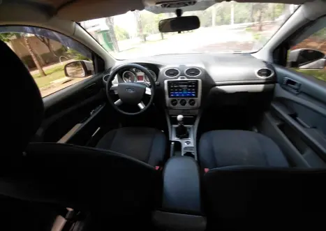 FORD Focus Sedan 1.6 4P, Foto 7