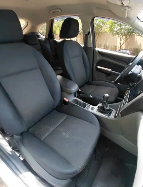 FORD Focus Sedan 1.6 4P, Foto 11