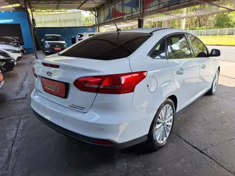 FORD Focus Sedan 2.0 16V 4P FLEX TITANIUM PLUS POWERSHIFT AUTOMTICO, Foto 4
