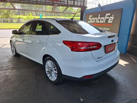 FORD Focus Sedan 2.0 16V 4P FLEX TITANIUM PLUS POWERSHIFT AUTOMTICO, Foto 6