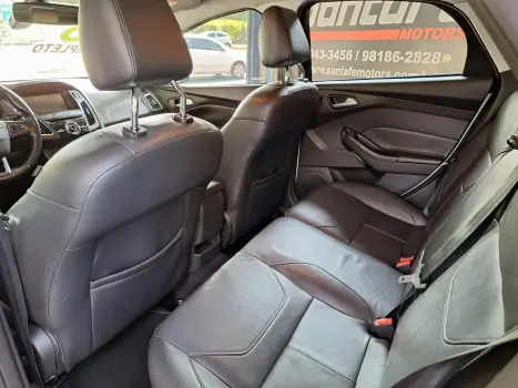 FORD Focus Sedan 2.0 16V 4P FLEX TITANIUM PLUS POWERSHIFT AUTOMTICO, Foto 12