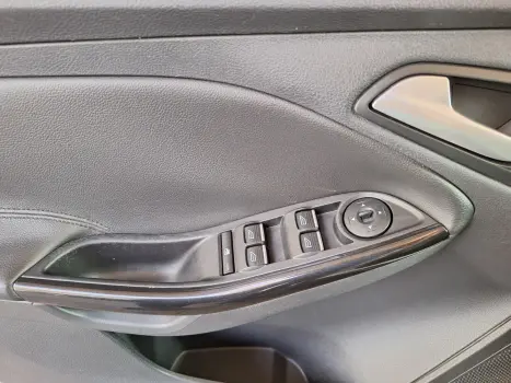 FORD Focus Sedan 2.0 16V 4P FLEX TITANIUM PLUS POWERSHIFT AUTOMTICO, Foto 14