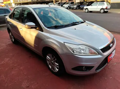 FORD Focus Sedan 2.0 16V 4P FC FLEX AUTOM�TICO, Foto 2