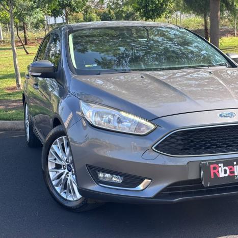 FORD Focus Sedan 2.0 16V 4P FLEX SE POWERSHIFT AUTOMÁTICO, Foto 3