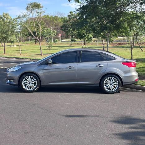 FORD Focus Sedan 2.0 16V 4P FLEX SE POWERSHIFT AUTOMÁTICO, Foto 5