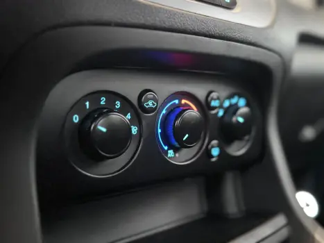 FORD Ka Hatch 1.0 12V 4P FLEX TI-VCT SE, Foto 12