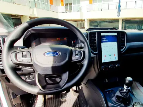 FORD Ranger 2.0 4P TURBO DIESEL XL 4X4 CABINE DUPLA, Foto 4