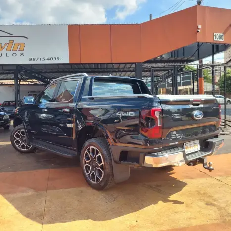 FORD Ranger 3.0 V6 4X4 LIMITED PLUS TURBO DIESEL CABINE DUPLA AUTOM�TICO, Foto 4
