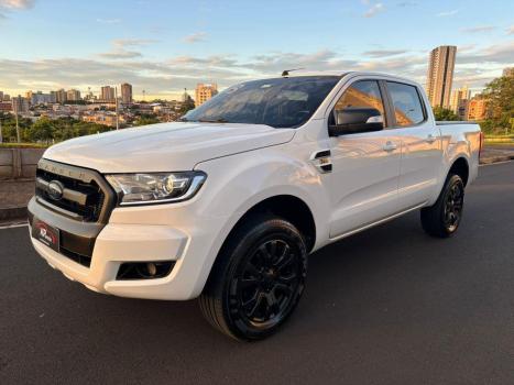 FORD Ranger 3.2 20V XLT 4X4 CABINE DUPLA TURBO DIESEL AUTOM�TICO, Foto 1