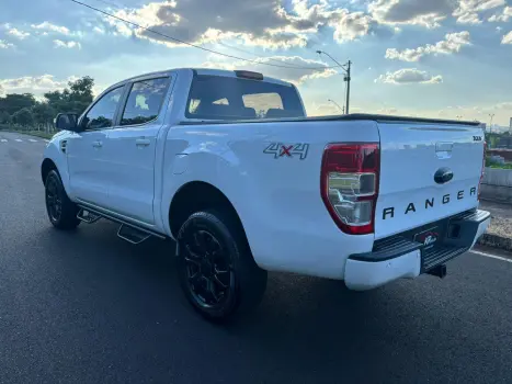 FORD Ranger 3.2 20V XLT 4X4 CABINE DUPLA TURBO DIESEL AUTOM�TICO, Foto 6