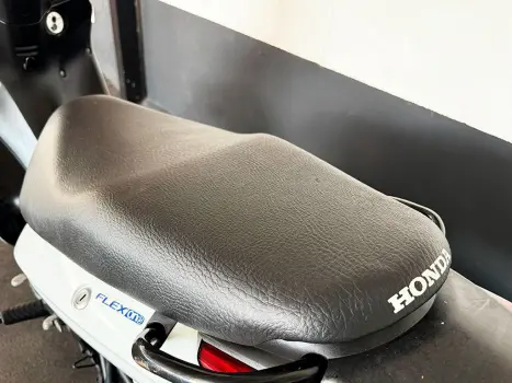 HONDA Biz 125 EX, Foto 4