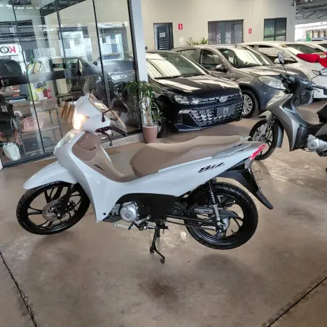 HONDA Biz 125 EX, Foto 2
