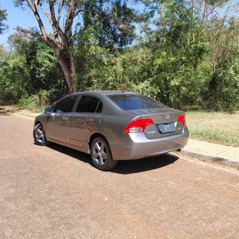 HONDA Civic 1.8 16V 4P FLEX LXS AUTOM�TICO, Foto 3