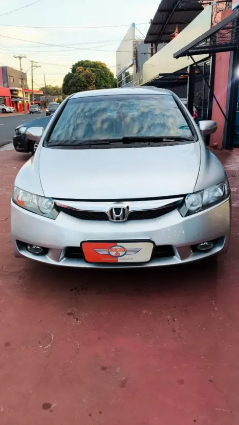 HONDA Civic 1.8 16V 4P FLEX LXS AUTOM�TICO, Foto 5