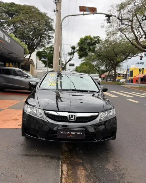 HONDA Civic 1.8 16V 4P FLEX LXS AUTOM�TICO, Foto 2