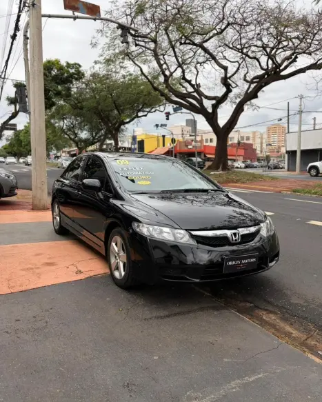 HONDA Civic 1.8 16V 4P FLEX LXS AUTOM�TICO, Foto 3