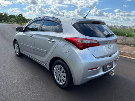 HYUNDAI HB 20 Hatch 1.6 16V 4P FLEX COMFORT, Foto 6