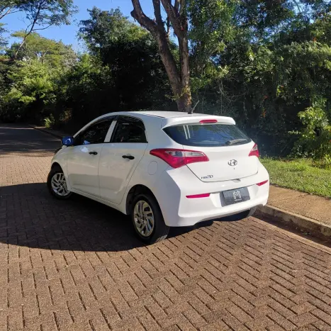 HYUNDAI HB 20 Hatch 1.0 12V 4P FLEX COMFORT, Foto 4