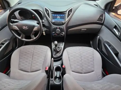 HYUNDAI HB 20 Sedan 1.6 16V 4P FLEX COMFORT PLUS, Foto 11