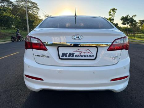 HYUNDAI HB 20 Sedan 1.6 16V 4P FLEX COMFORT PLUS AUTOMTICO, Foto 5