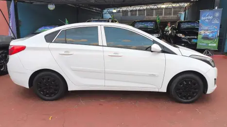 HYUNDAI HB 20 Sedan 1.0 12V 4P FLEX COMFORT PLUS, Foto 18