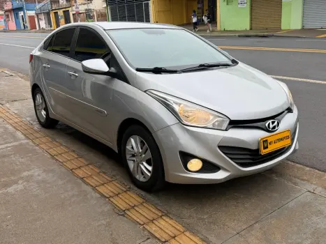 HYUNDAI HB 20 Sedan 1.6 16V 4P FLEX PREMIUM AUTOM�TICO, Foto 2