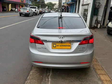 HYUNDAI HB 20 Sedan 1.6 16V 4P FLEX PREMIUM AUTOM�TICO, Foto 6