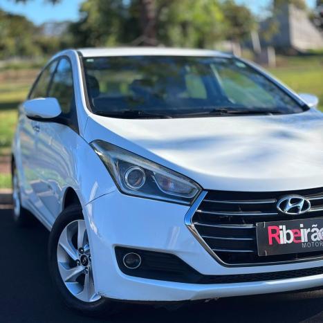 HYUNDAI HB 20 Sedan 1.6 16V 4P FLEX PREMIUM AUTOM�TICO, Foto 3