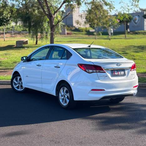 HYUNDAI HB 20 Sedan 1.6 16V 4P FLEX PREMIUM AUTOM�TICO, Foto 6