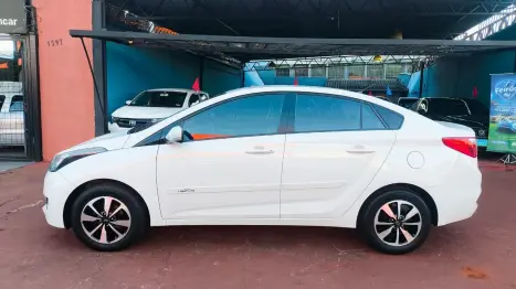 HYUNDAI HB 20 Sedan 1.6 16V 4P FLEX COMFORT STYLE AUTOM�TICO, Foto 17