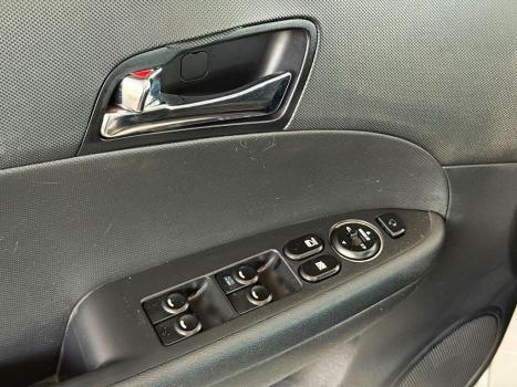 HYUNDAI I30 2.0 16V 4P AUTOMÁTICO, Foto 11 HYUNDAI I30 2.0 16V 4P AUTOMÁTICO, Foto 11