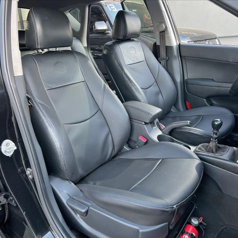 HYUNDAI I30 2.0 16V 4P, Foto 4