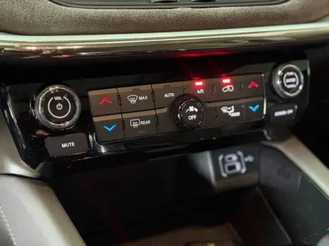 JEEP Commander 1.3 16V 4P FLEX T270 OVERLAND TURBO AUTOM�TICO AT6, Foto 15