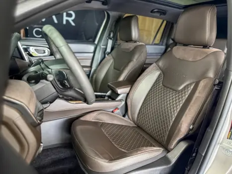 JEEP Commander 1.3 16V 4P FLEX T270 OVERLAND TURBO AUTOM�TICO AT6, Foto 19