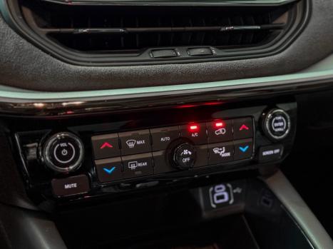 JEEP Commander 2.0 16V 4P TD380 OVERLAND 4X4 TURBO DIESEL AUTOM�TICO AT9, Foto 19