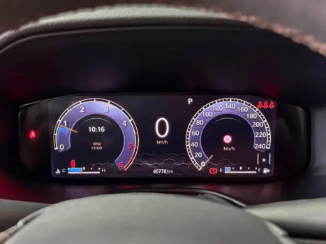 JEEP Commander 2.0 16V 4P TD380 OVERLAND 4X4 TURBO DIESEL AUTOM�TICO AT9, Foto 11