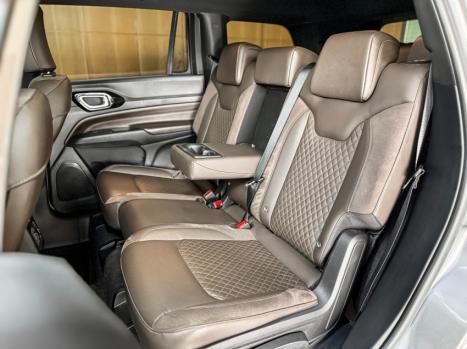 JEEP Commander 2.2 TURBO DIESEL OVERLAND 4X4 AUTOM�TICO AT9, Foto 19