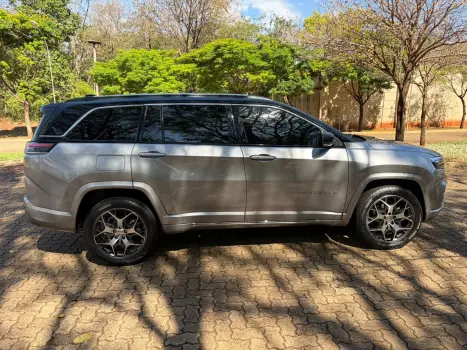 JEEP Commander 2.2 TURBO DIESEL OVERLAND 4X4 AUTOM�TICO AT9, Foto 8