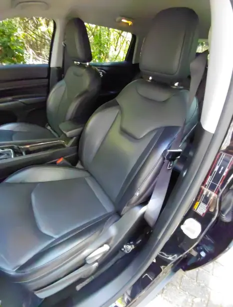 JEEP Compass 1.3 16V 4P FLEX LONGITUDE T270 TURBO AUTOM�TICO, Foto 9