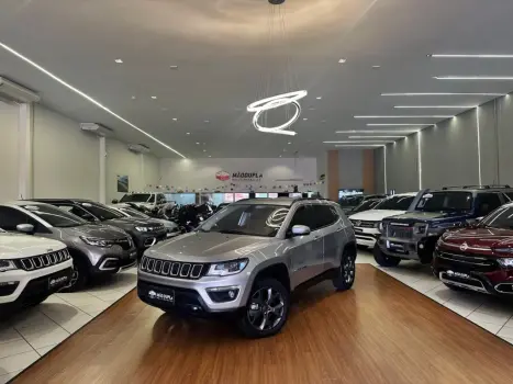 JEEP Compass 2.0 16V 4P 350 LONGITUDE 4X4 TURBO DIESEL AUTOMÁTICO, Foto 1 JEEP Compass 2.0 16V 4P 350 LONGITUDE 4X4 TURBO DIESEL AUTOMÁTICO, Foto 1