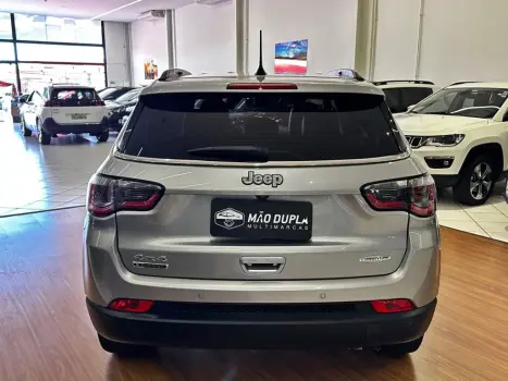 JEEP Compass 2.0 16V 4P 350 LONGITUDE 4X4 TURBO DIESEL AUTOMÁTICO, Foto 4 JEEP Compass 2.0 16V 4P 350 LONGITUDE 4X4 TURBO DIESEL AUTOMÁTICO, Foto 4