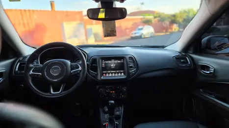 JEEP Compass 2.0 16V 4P LONGITUDE TURBO DIESEL 4X4 AUTOM�TICO, Foto 9