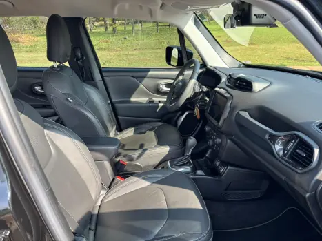JEEP Renegade 1.3 16V 4P FLEX T270 LONGITUDE TURBO AUTOMÁTICO, Foto 9