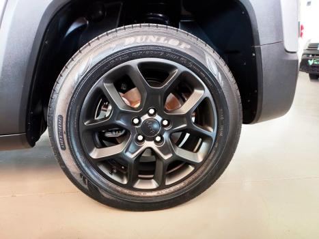 JEEP Renegade 1.8 16V 4P FLEX SPORT AUTOMÁTICO, Foto 9 JEEP Renegade 1.8 16V 4P FLEX SPORT AUTOMÁTICO, Foto 9