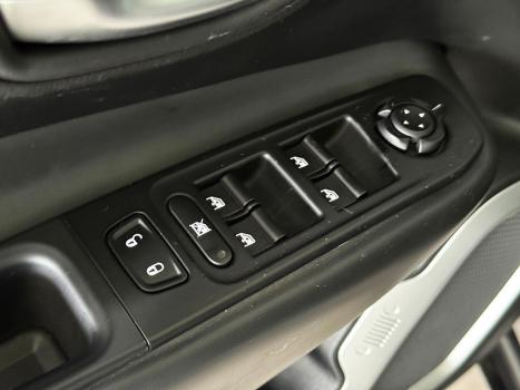 JEEP Renegade 1.8 16V 4P FLEX LONGITUDE AUTOM�TICO, Foto 12