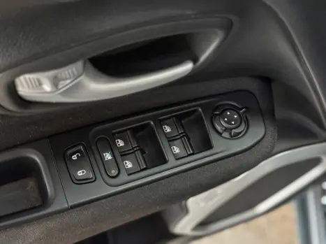 JEEP Renegade 1.8 16V 4P FLEX SPORT AUTOM�TICO, Foto 17