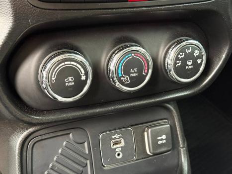 JEEP Renegade 1.8 16V 4P FLEX AUTOM�TICO, Foto 10