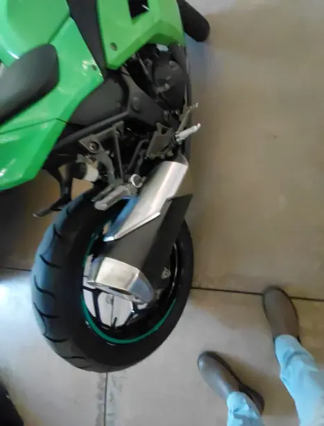 KAWASAKI Ninja 300 , Foto 12
